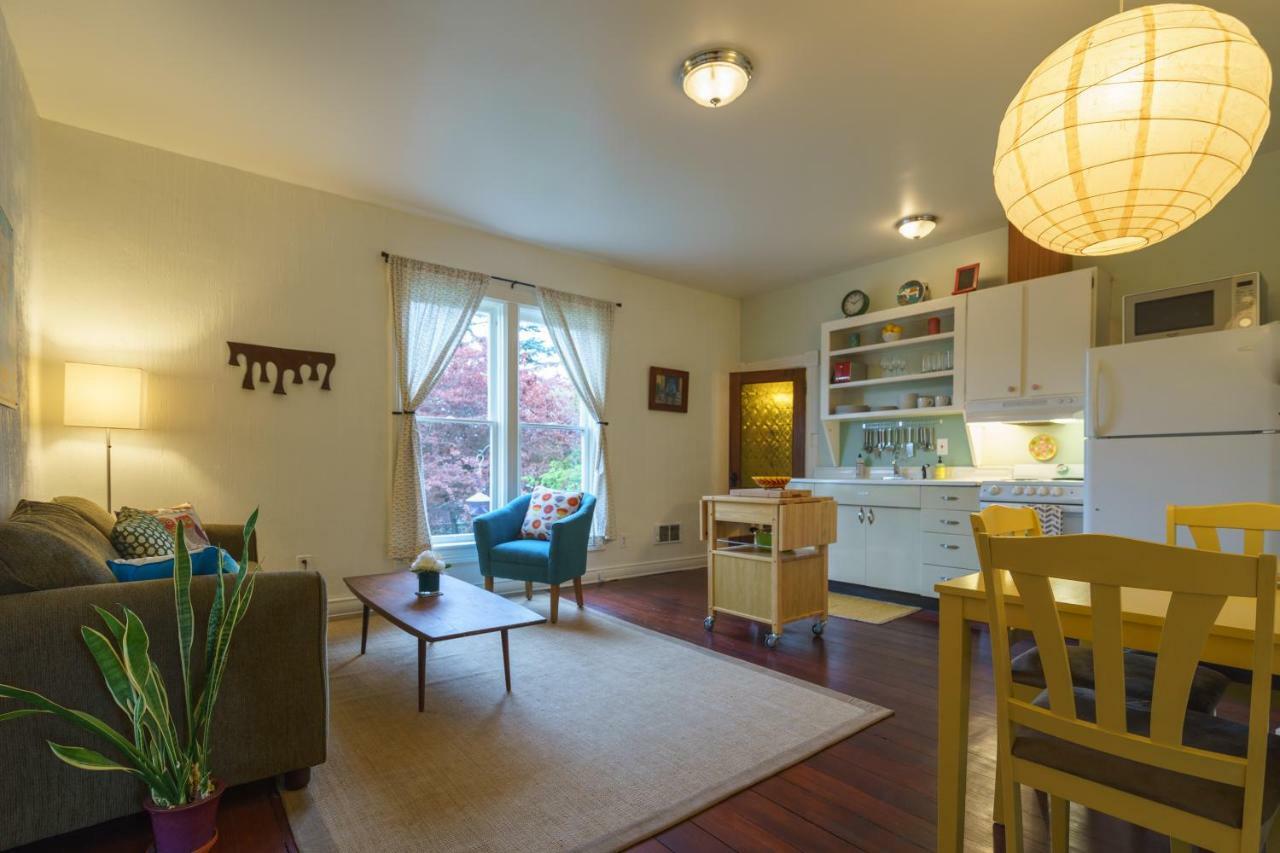 People's House Apartment *